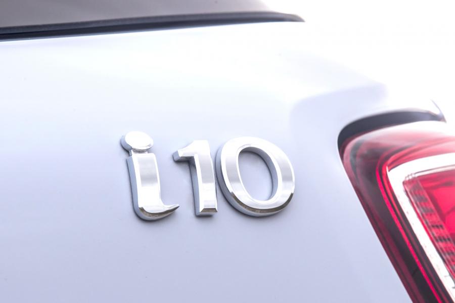 Логотип Hyundai i10 Play 2019 года  (UK) (фото 12 из 42)
